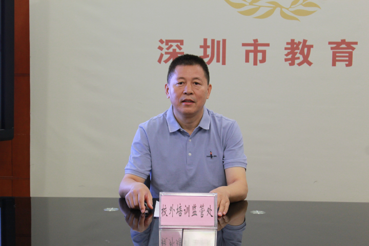 绅士漫画
校外培训监管处二级调研员、副处长赵家峰.jpeg